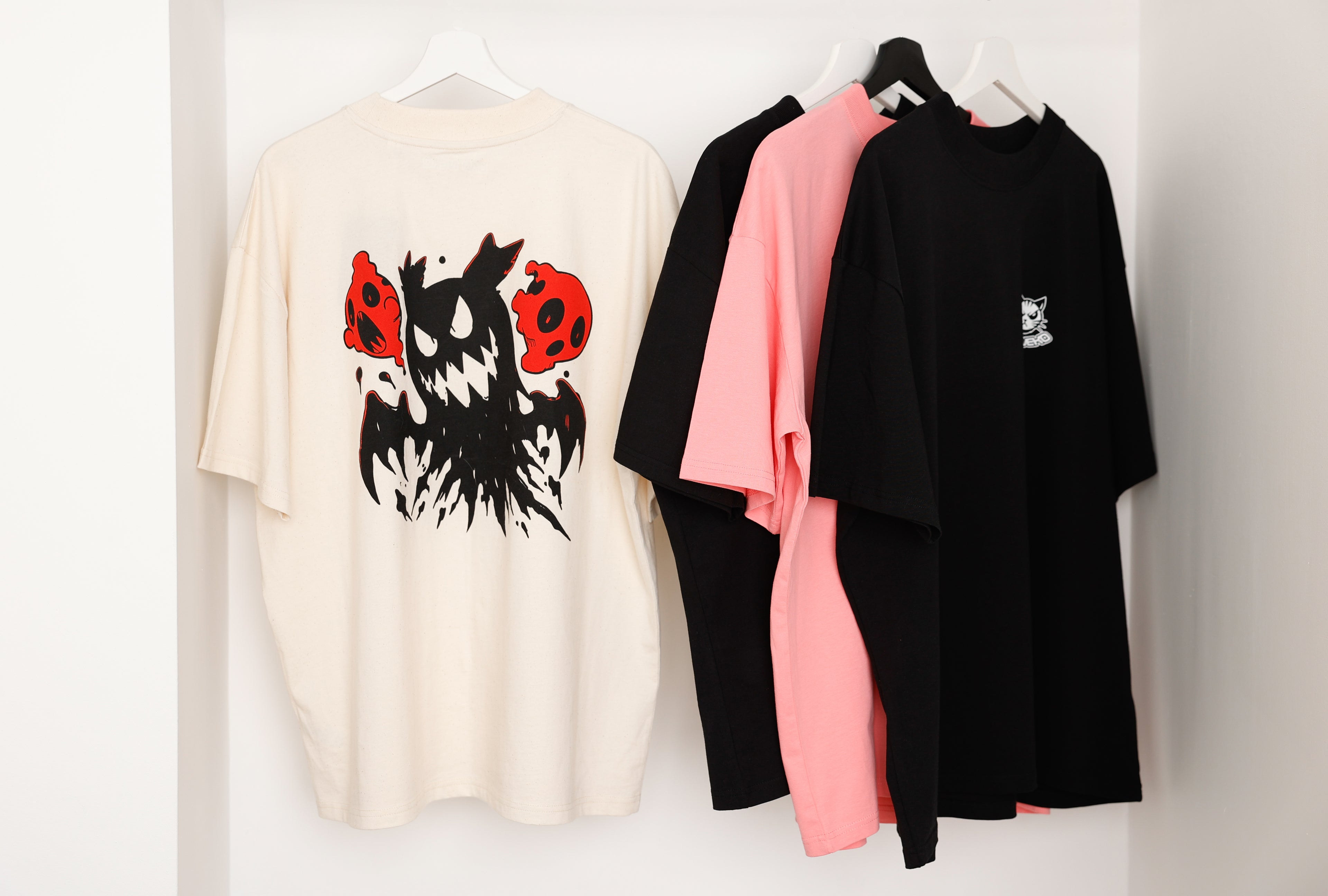 CAMISETA LET´S GHOST BEIGE LIMITED EDITION